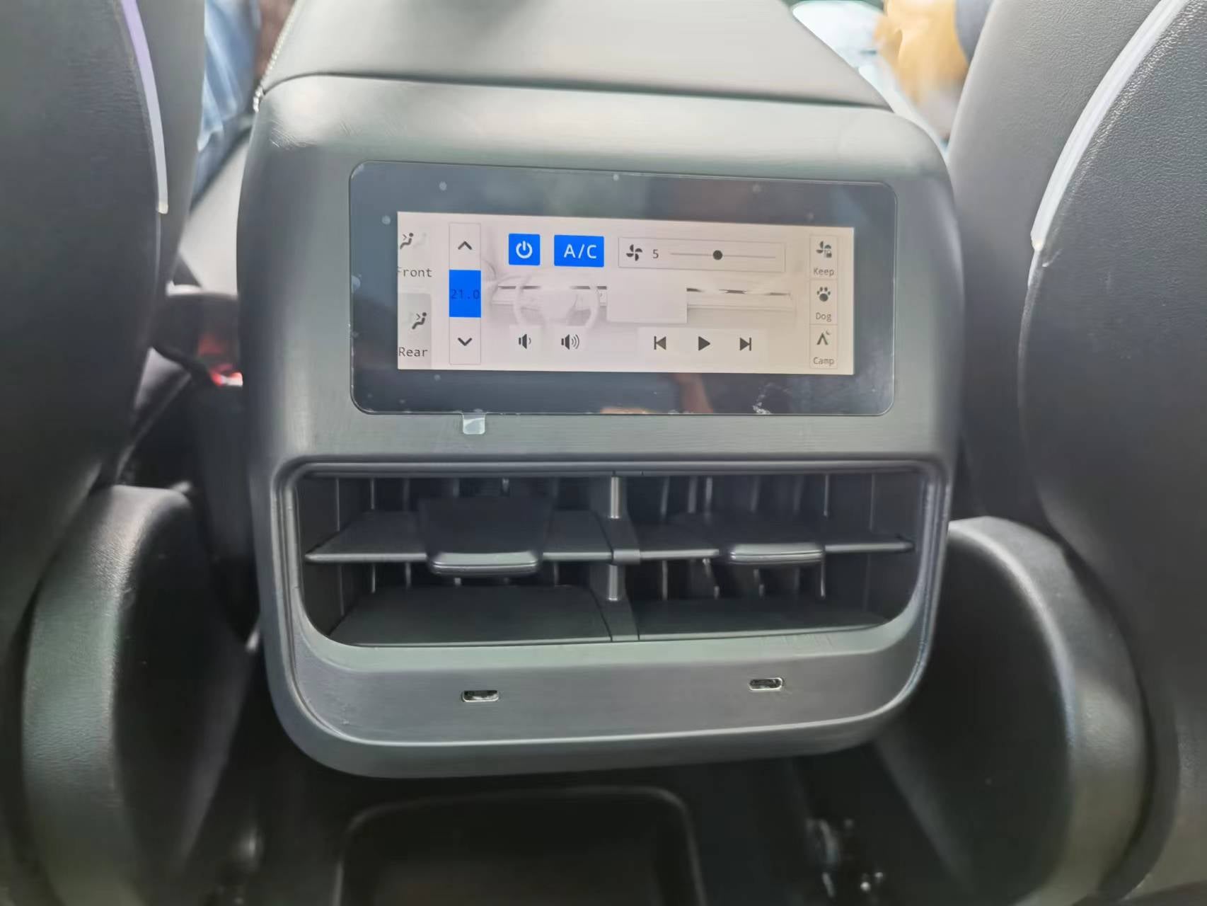 Tesla Model 3 Y rear climate control screen